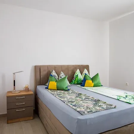 Apartmani Tanja Celina Exterior photo